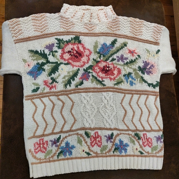 Vintage Floral Sweater LP - Picture 1 of 6